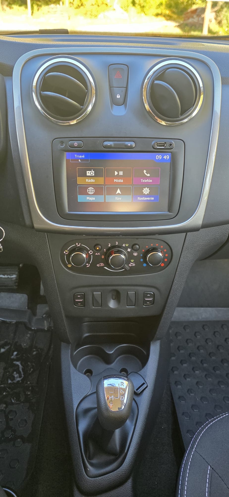 
								DACIA LOGAN full									