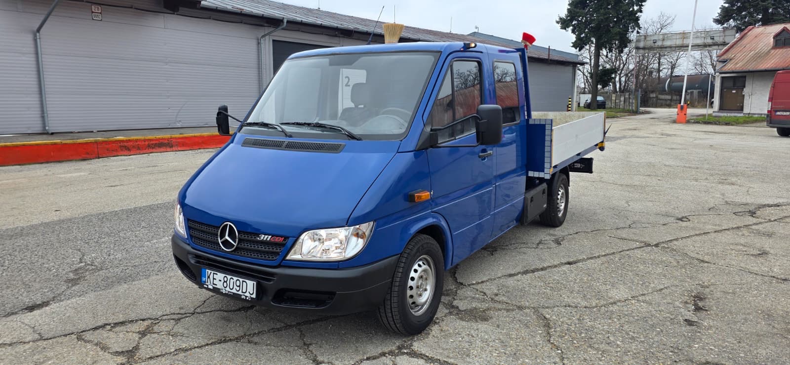 
								Mercedes-Benz 331 Sklapač full									