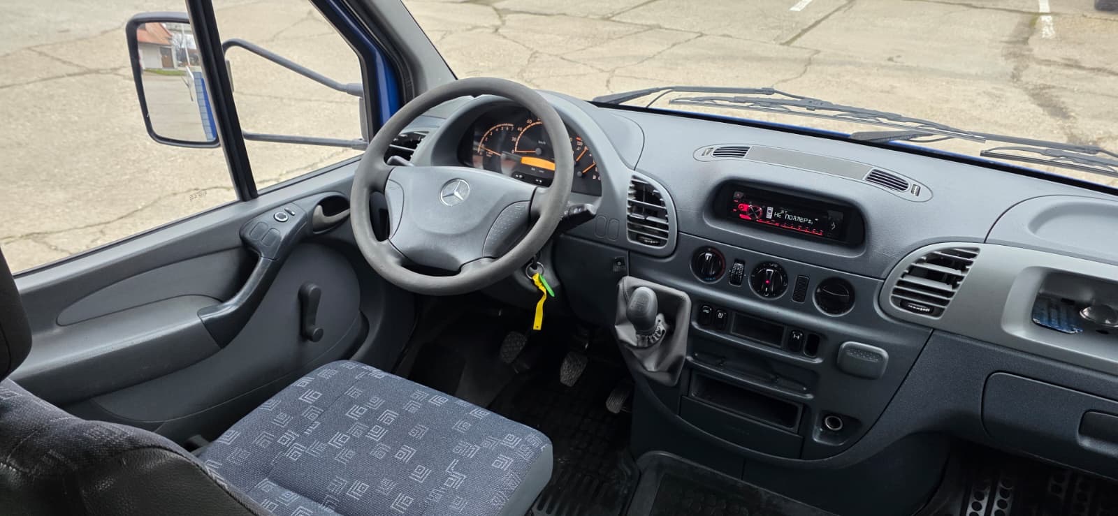 
								Mercedes-Benz 331 Sklapač full									