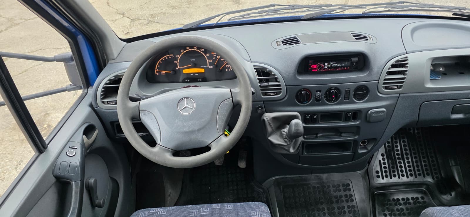 
								Mercedes-Benz 331 Sklapač full									