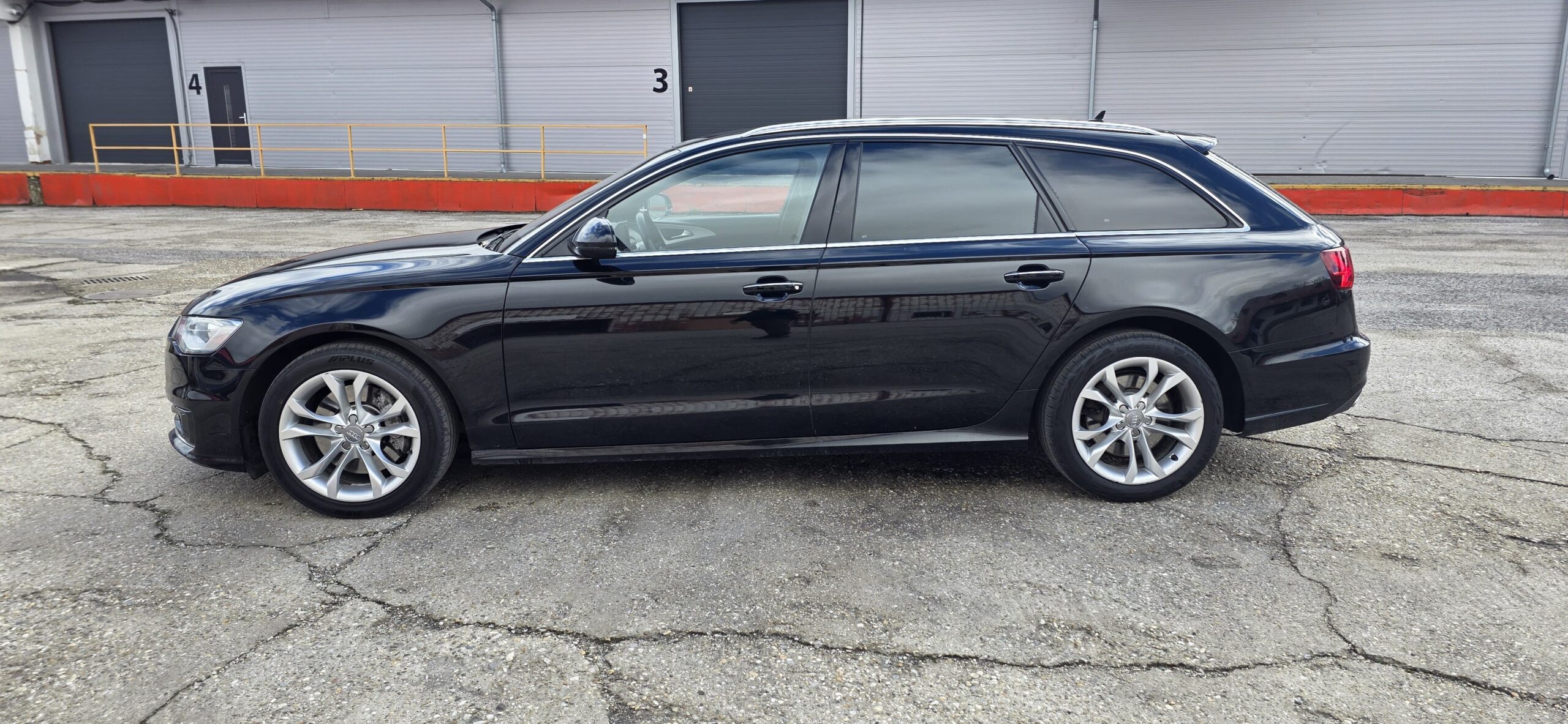 
								AUDI A6 full									
