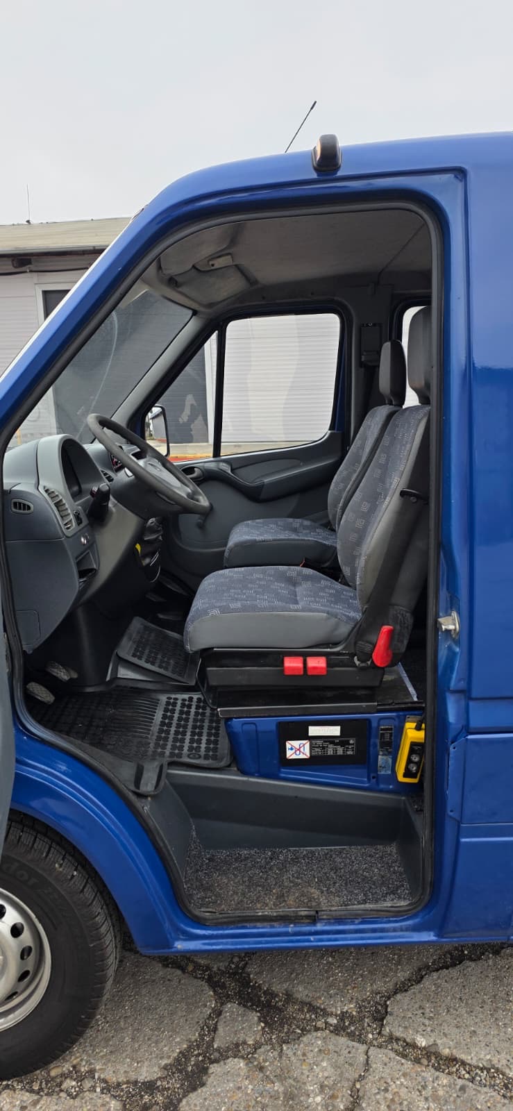 
								Mercedes-Benz 331 Sklapač full									