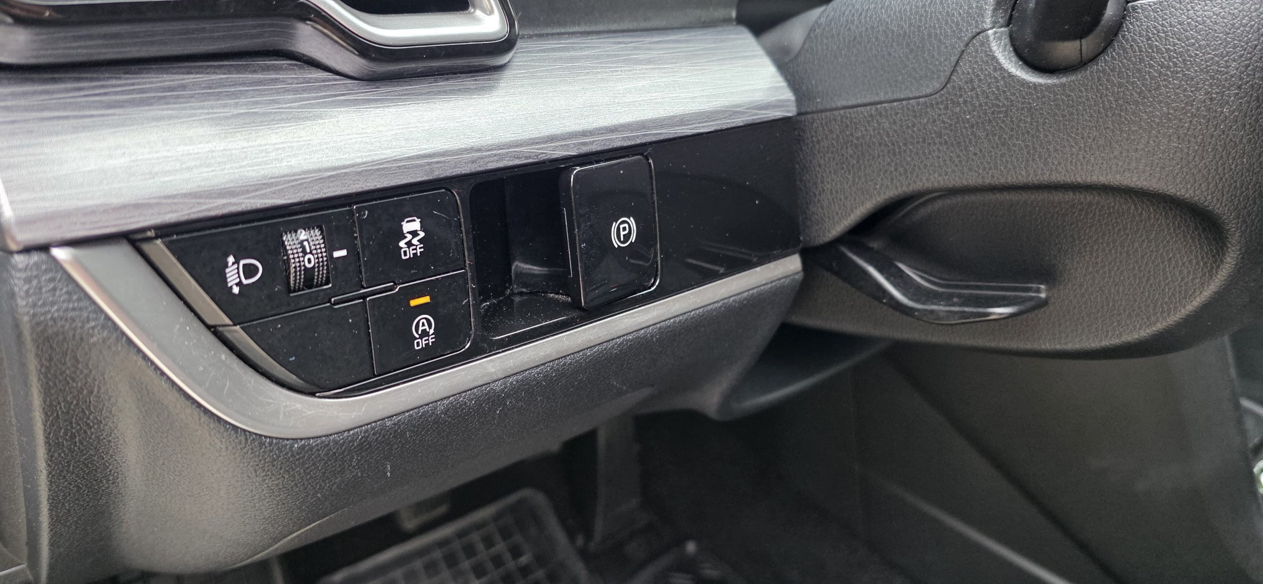 
								KIA SPORTAGE full									