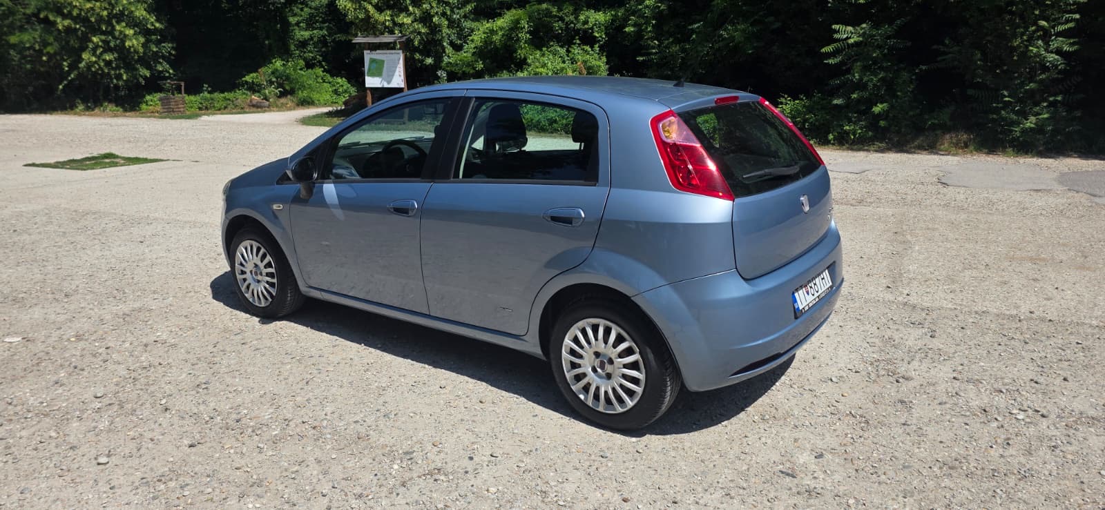 
								Fiat Punto Grande full									