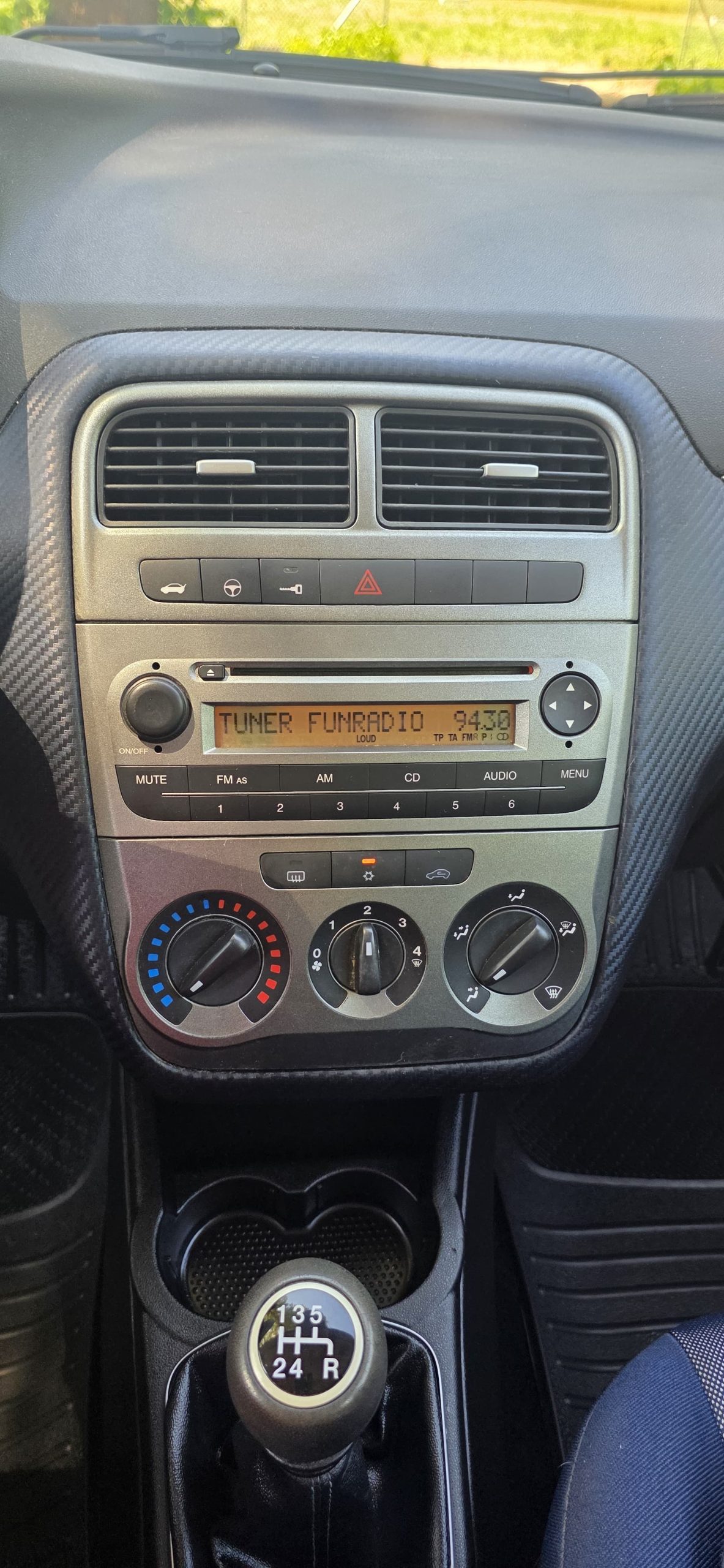 
								Fiat Punto Grande full									
