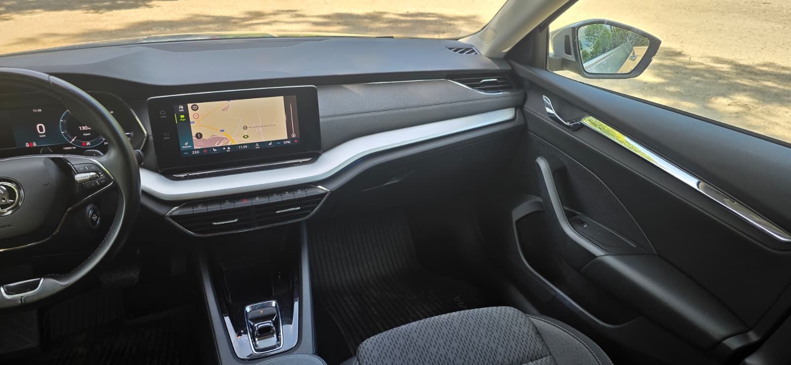 
								Škoda Octavia 2.0TDI full									