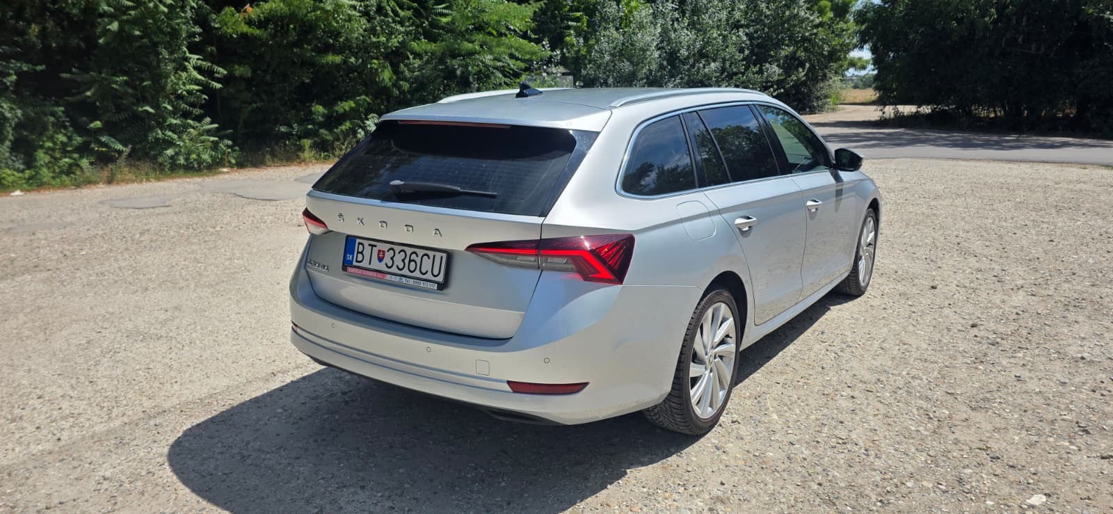
								Škoda Octavia 2.0TDI full									