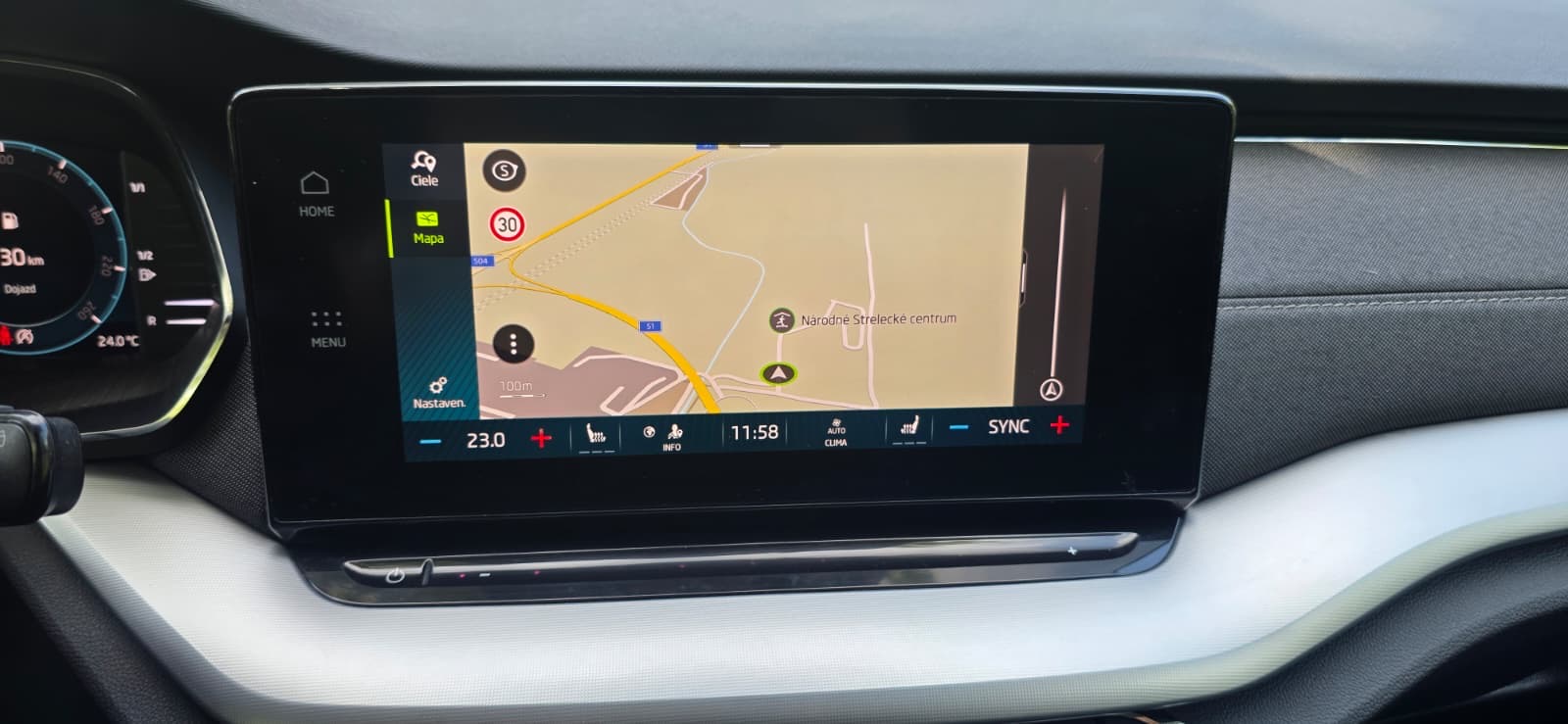 
								Škoda Octavia 2.0TDI full									