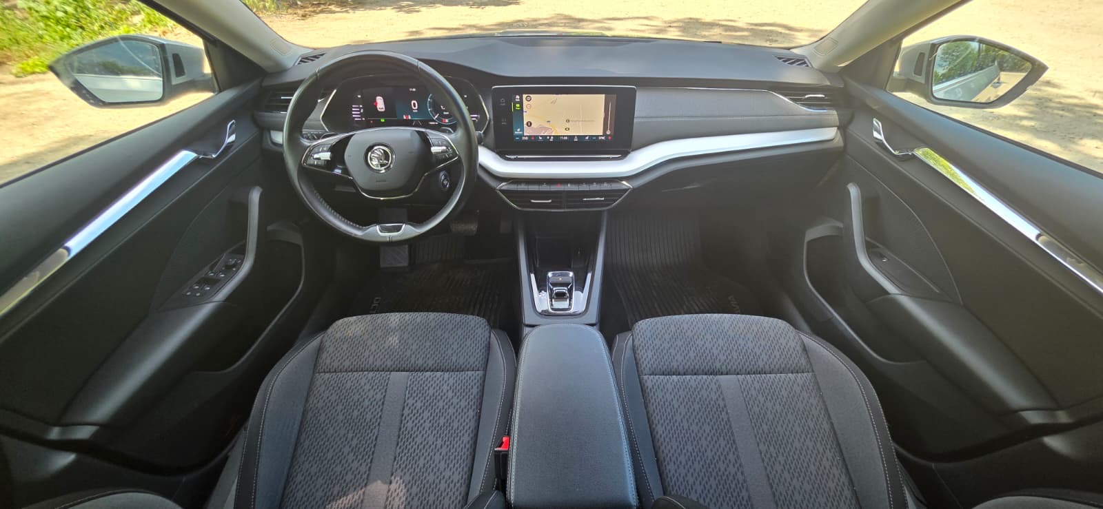 
								Škoda Octavia 2.0TDI full									