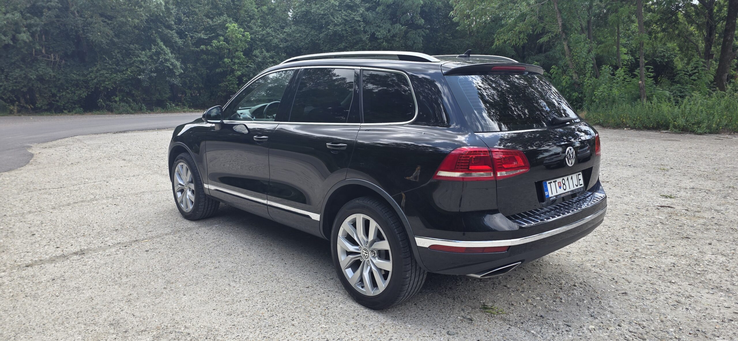 
								Volkswagen Touareg full									