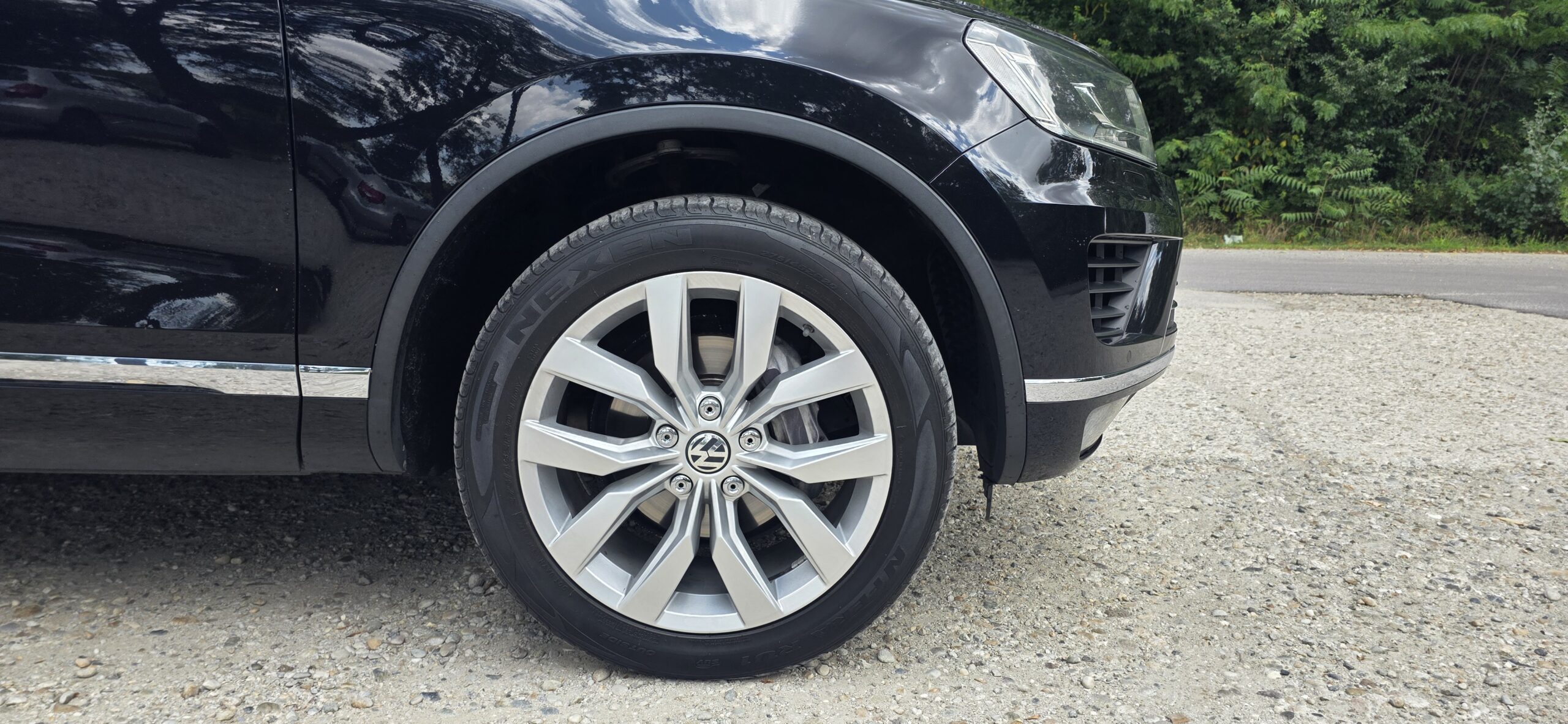 
								Volkswagen Touareg full									
