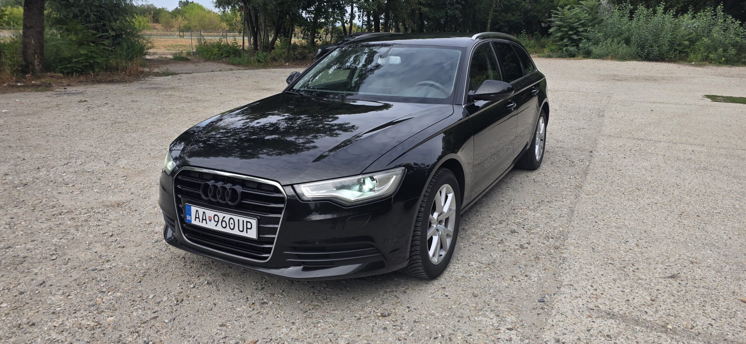 
								Audi A6 3.0 full									