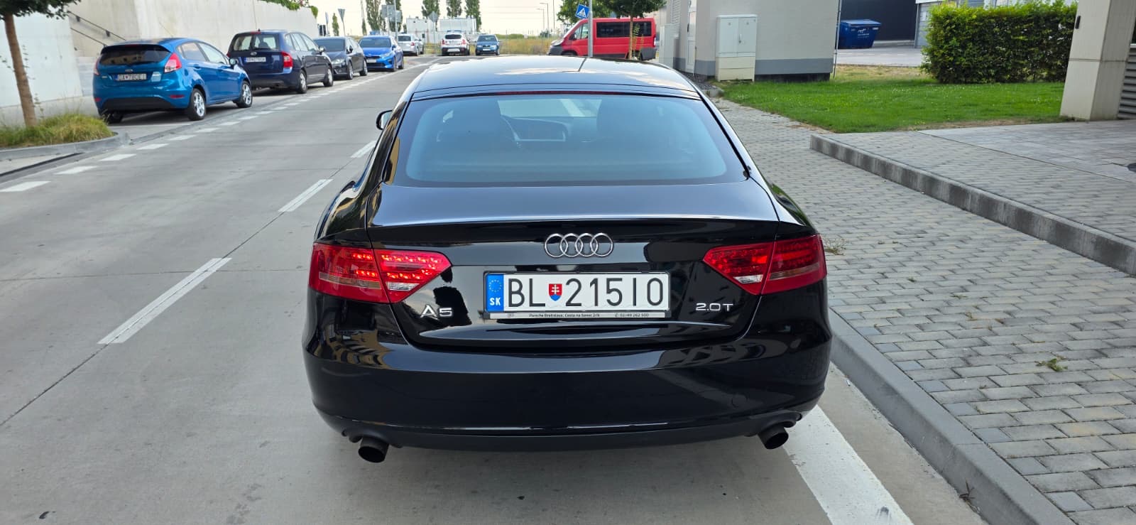 
								Audi A5 Sportback full									