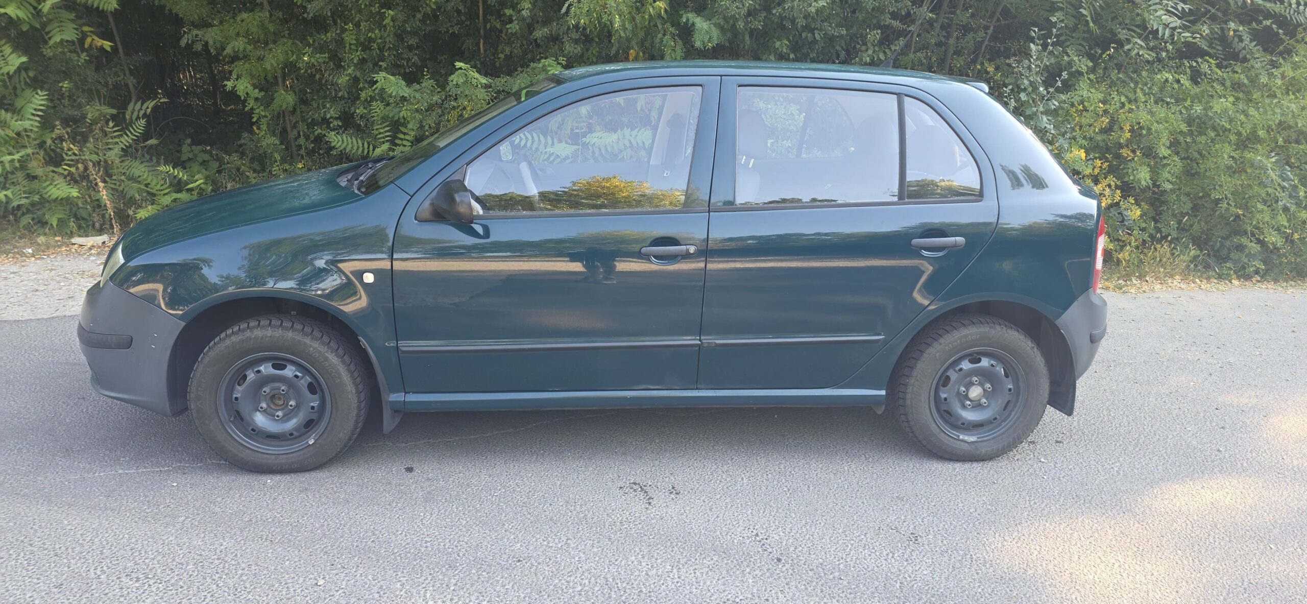 
								Škoda Fabia full									