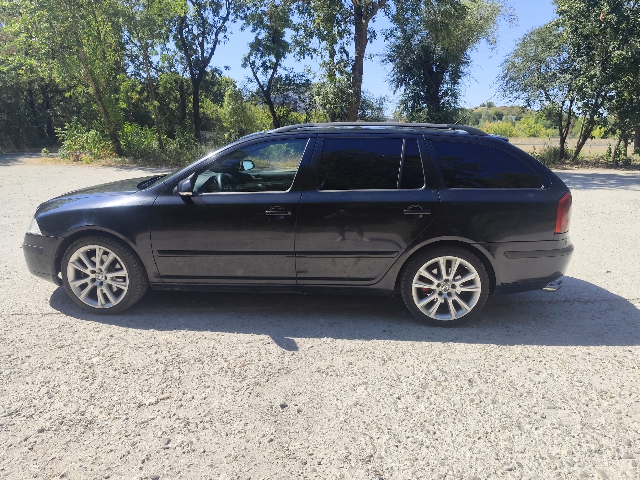 
								Škoda Octavia RS full									