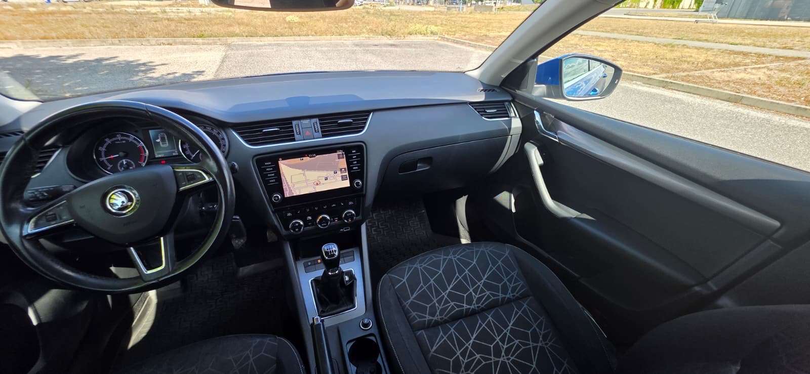 
								Škoda Octavia full									