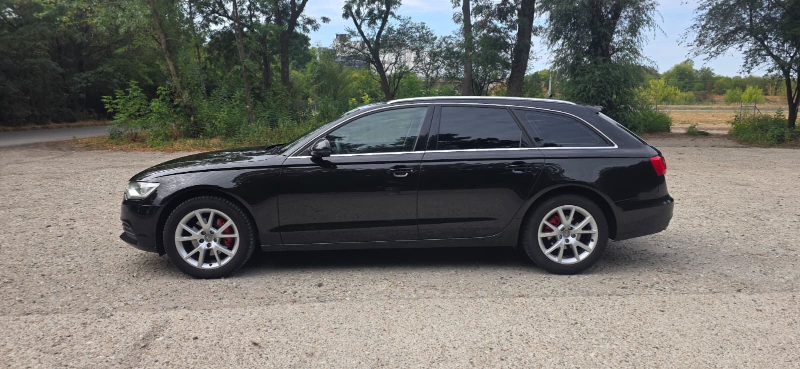 
								Audi A6 3.0 full									