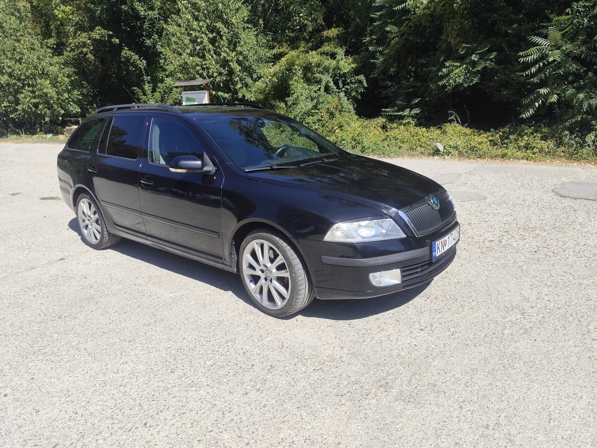
								Škoda Octavia RS full									