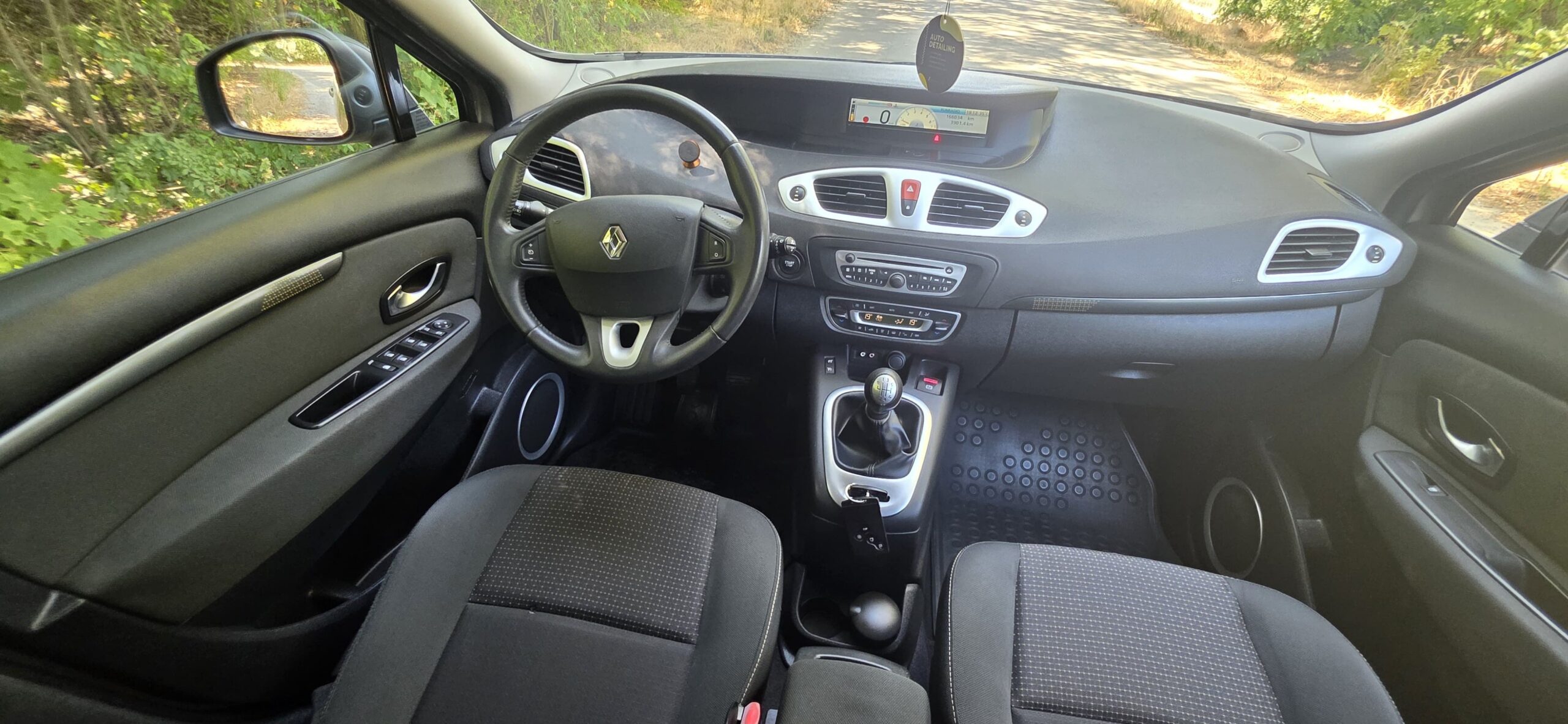 
								Renault Scenic full									