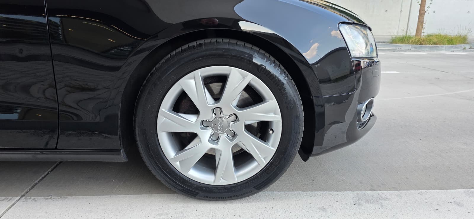 
								Audi A5 Sportback full									