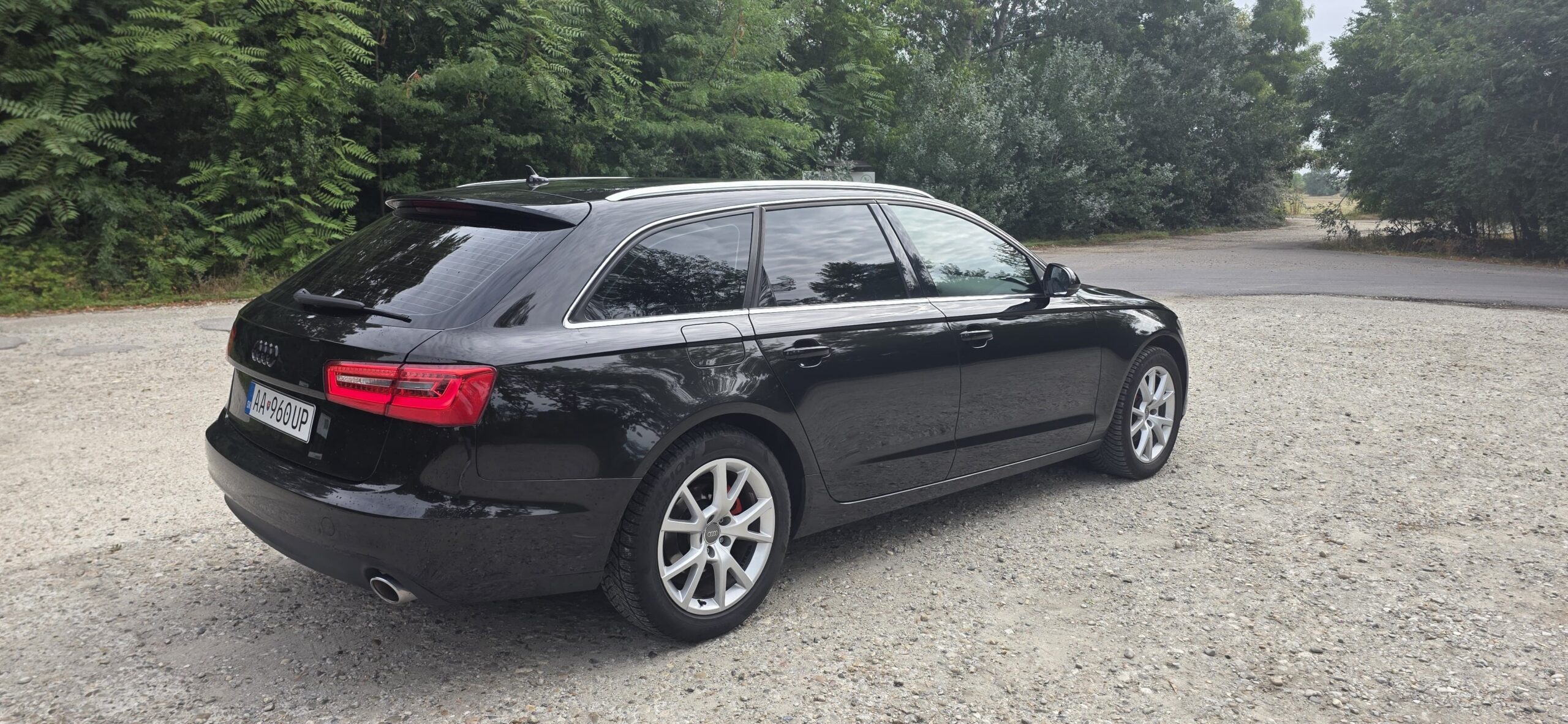
								Audi A6 3.0 full									