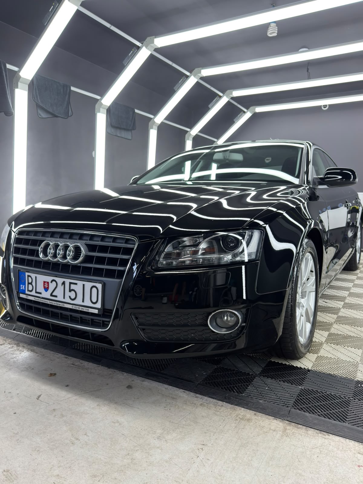 
								Audi A5 Sportback full									