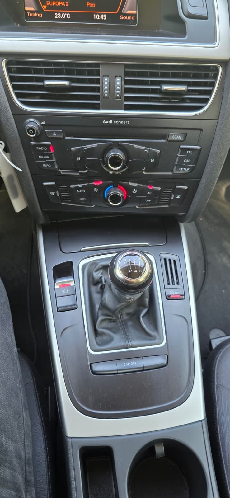 
								Audi A5 Sportback full									