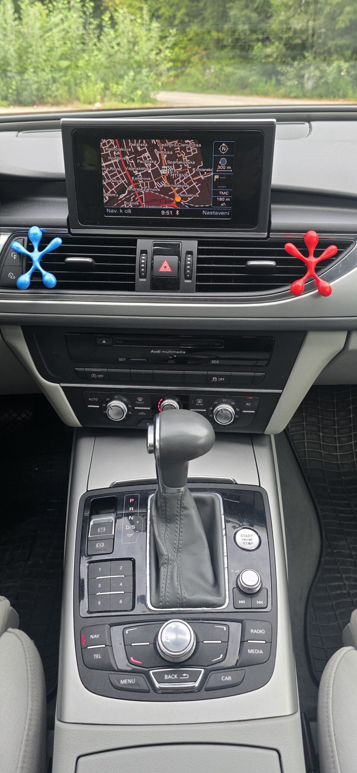 
								Audi A6 3.0 full									