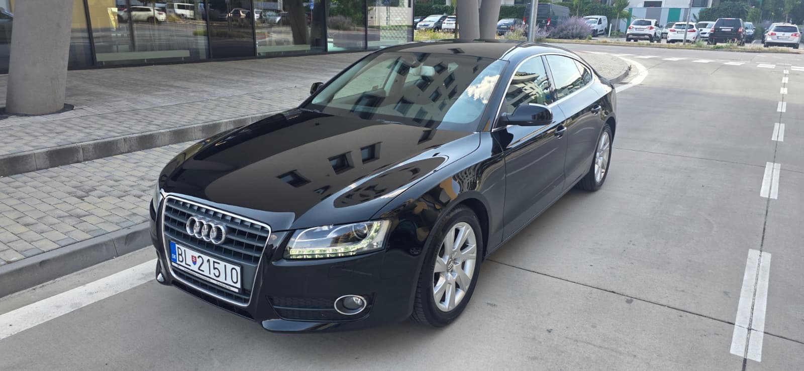 
								Audi A5 Sportback full									