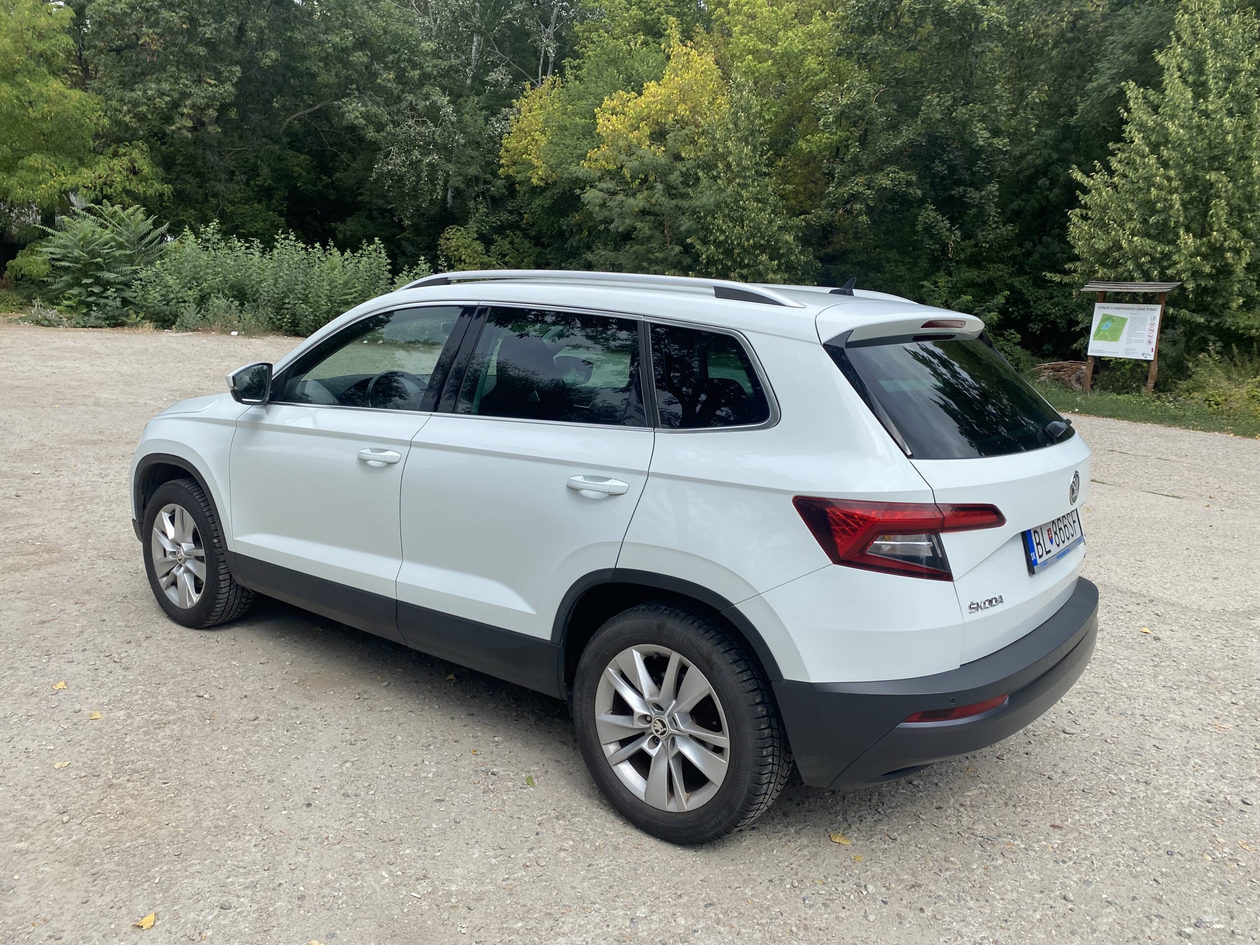 
								Škoda Karoq full									