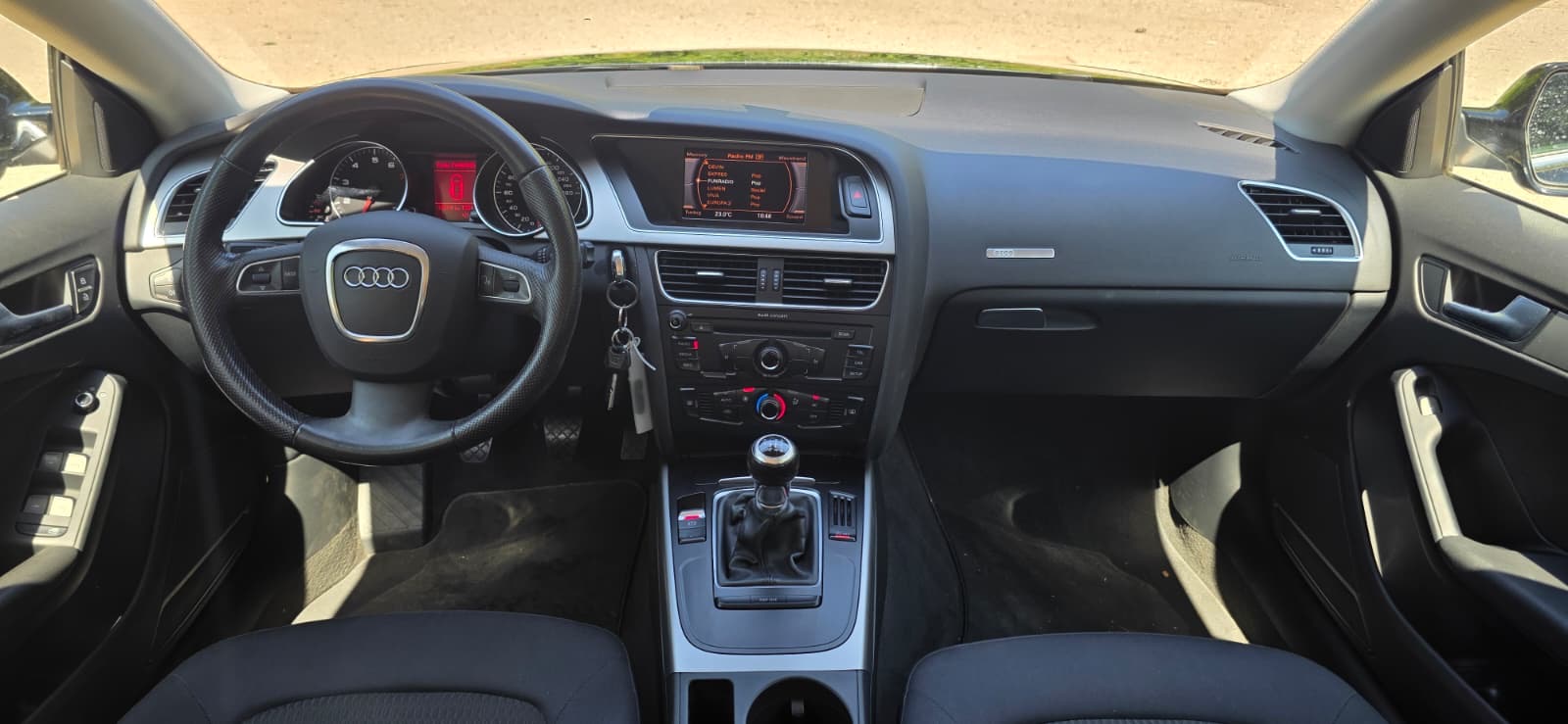 
								Audi A5 Sportback full									