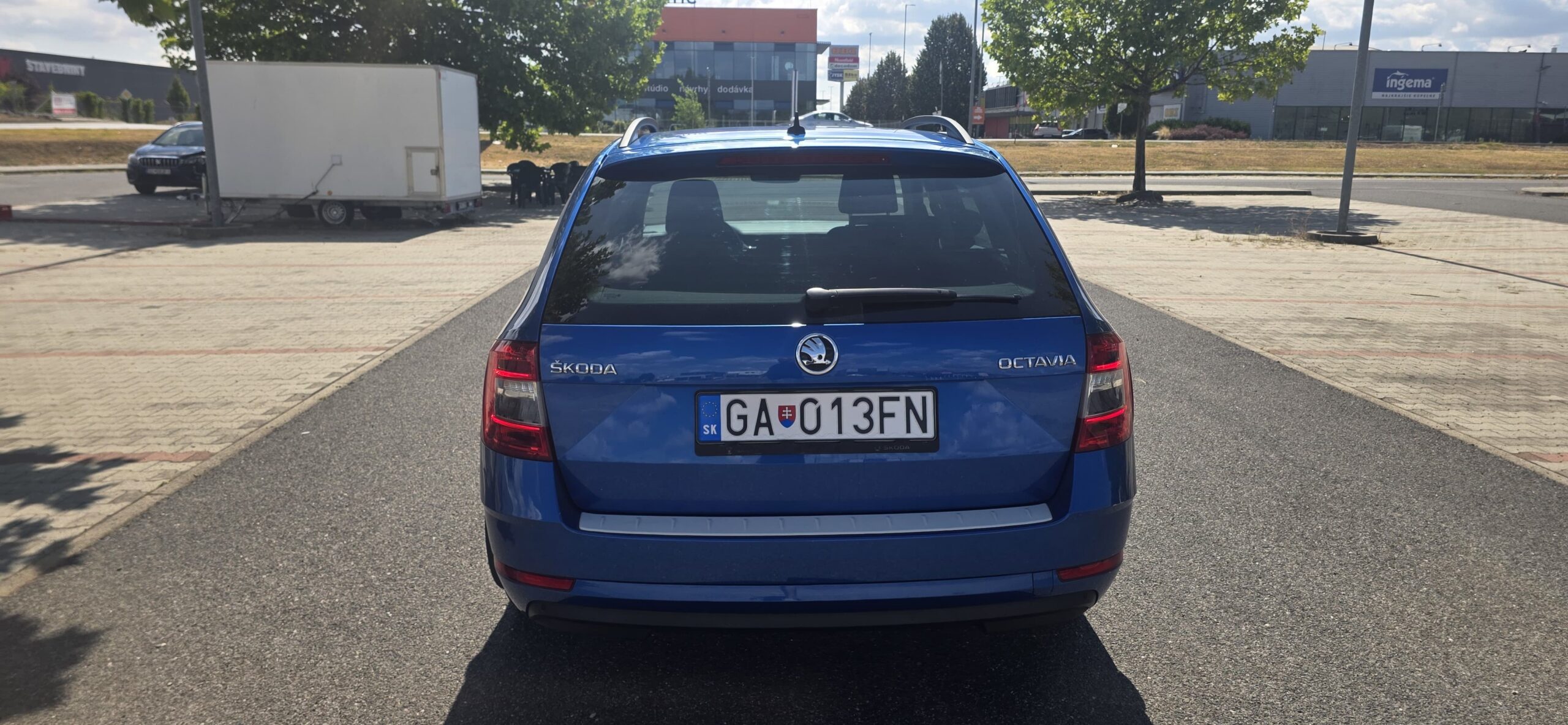 
								Škoda Octavia full									
