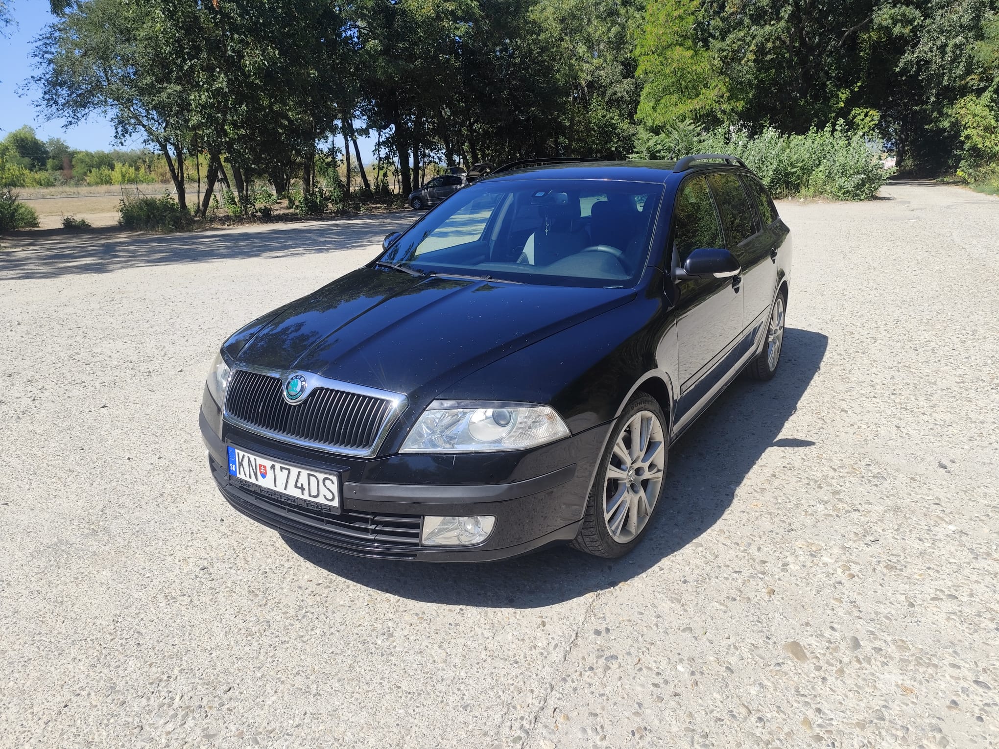 
								Škoda Octavia RS full									