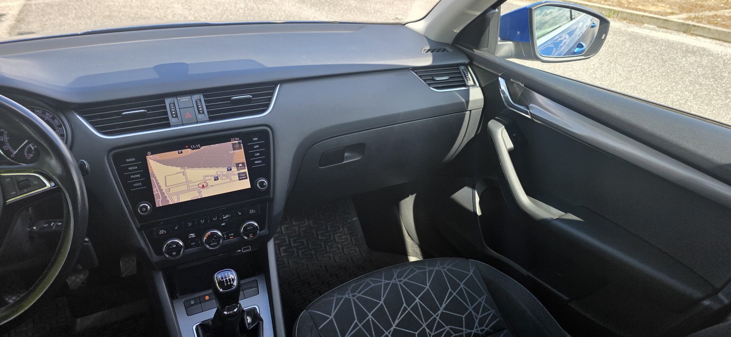 
								Škoda Octavia full									