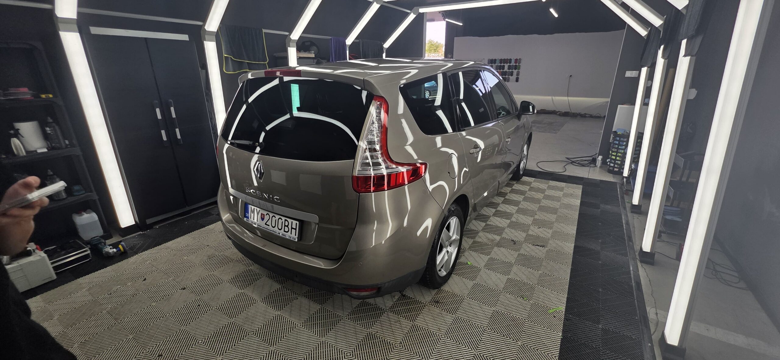 
								Renault Scenic full									