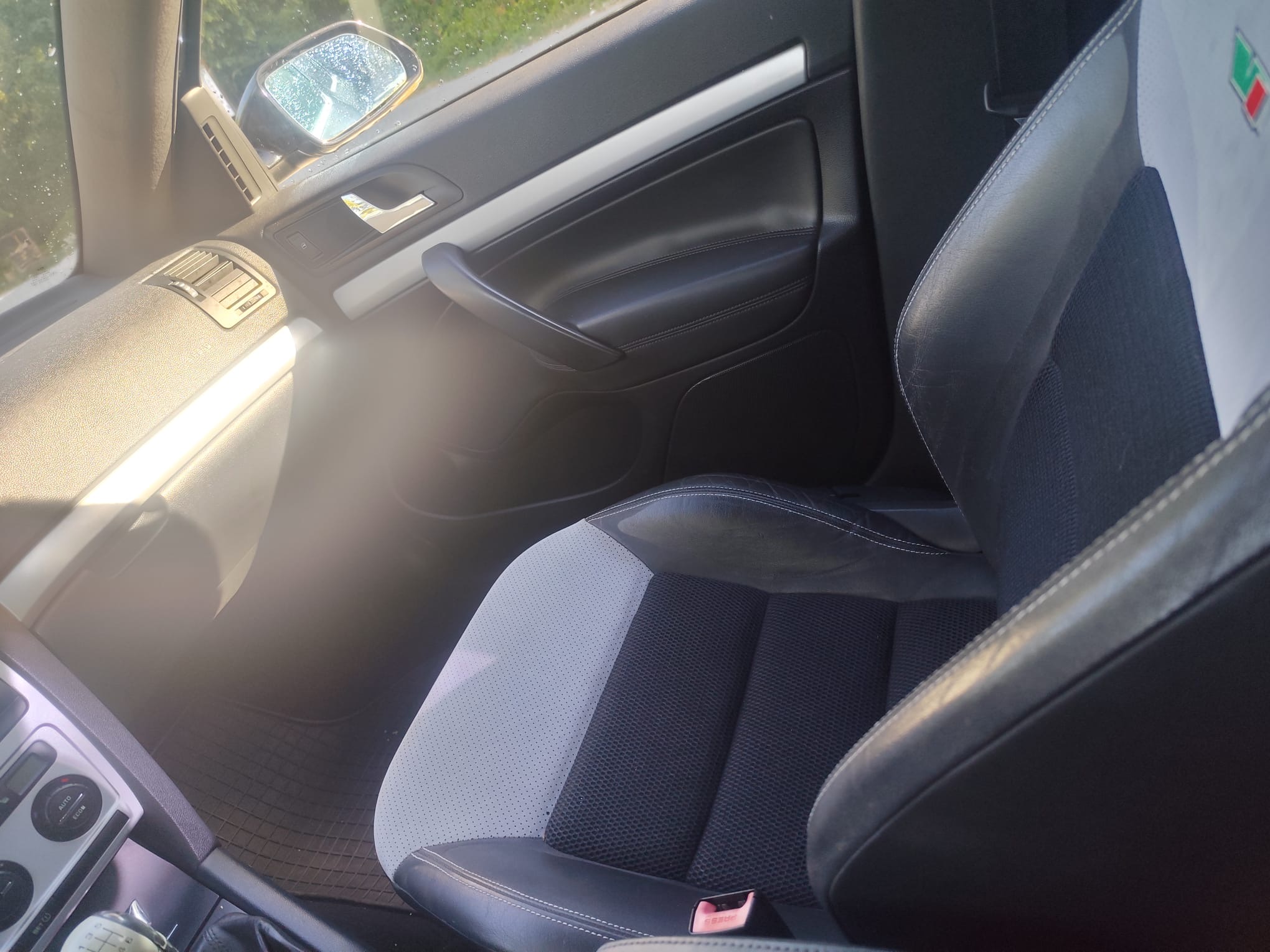 
								Škoda Octavia RS full									