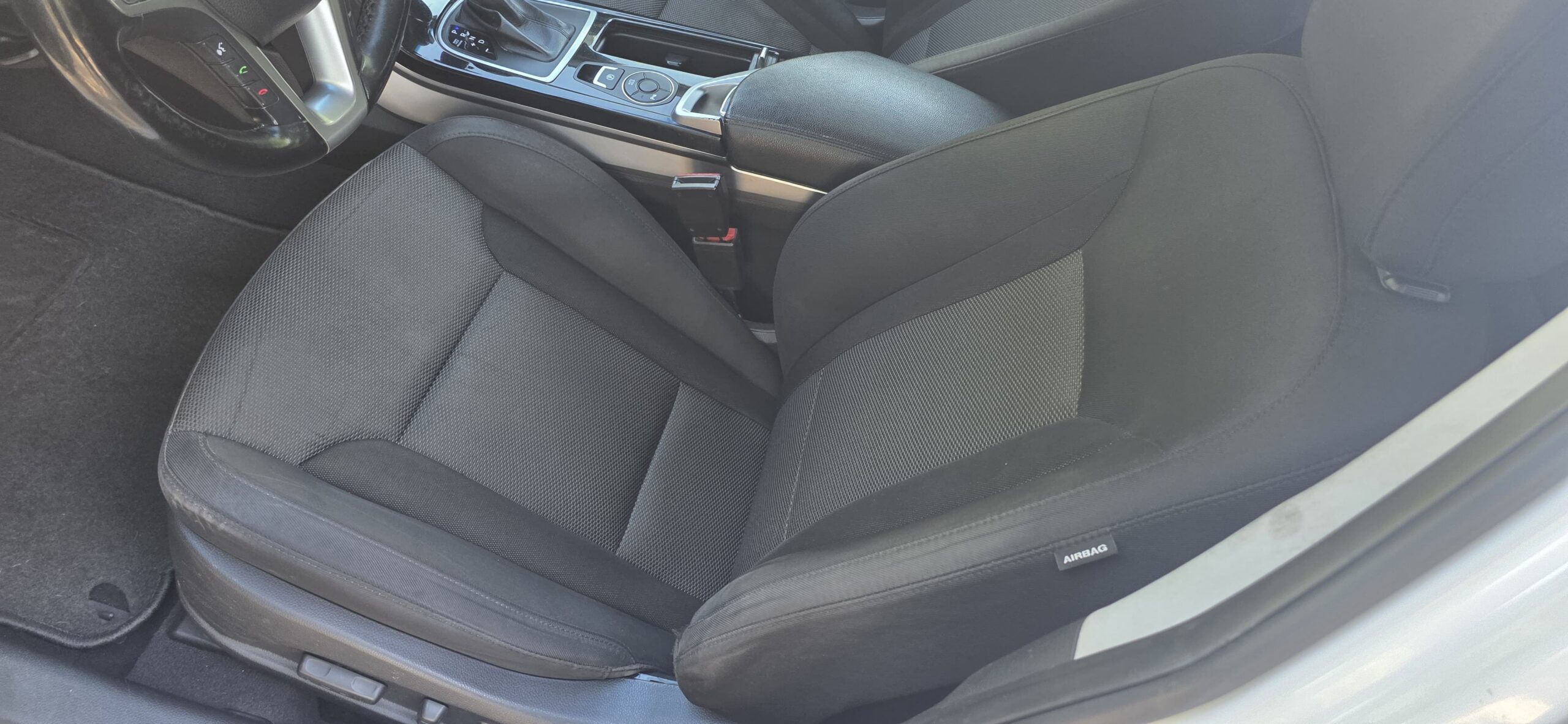
								Hyundai i40 full									