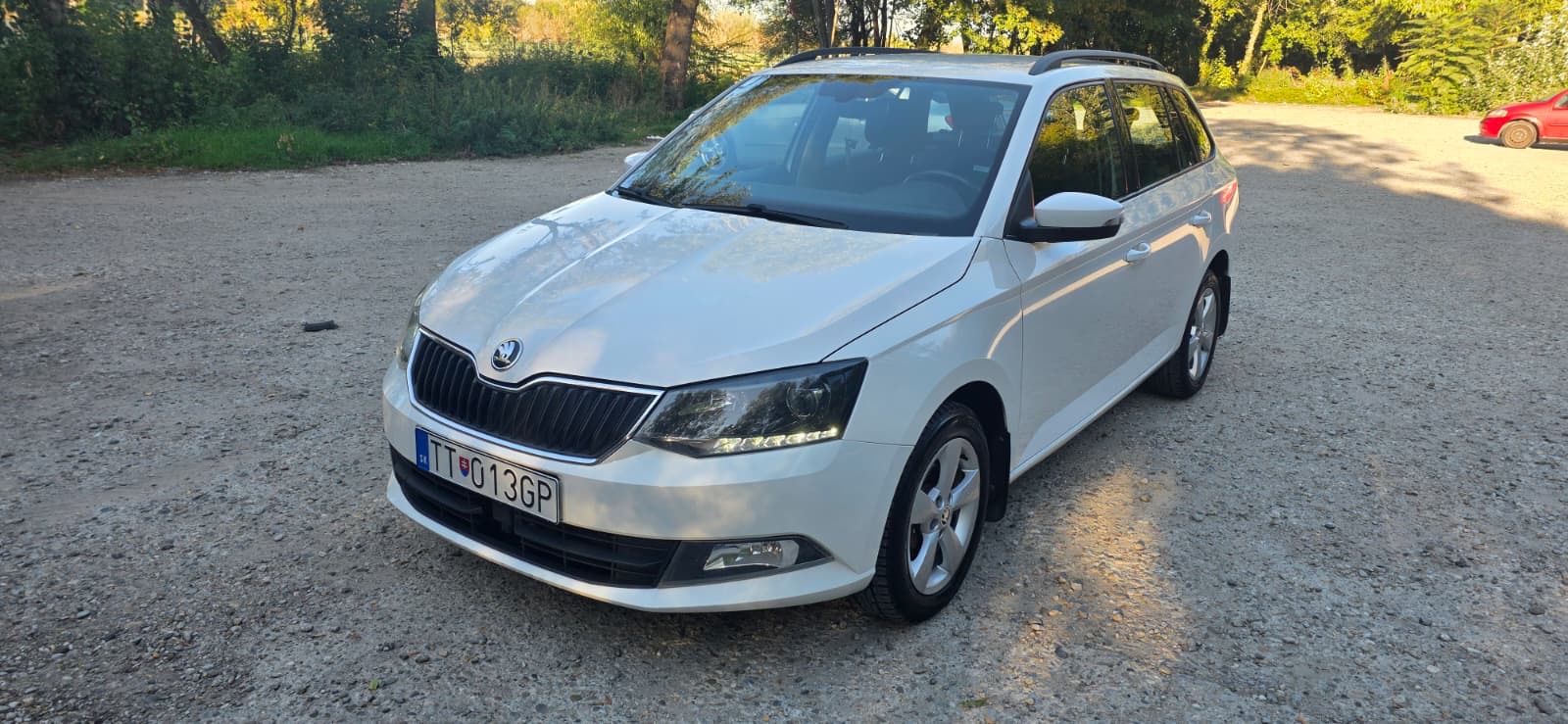 
								Škoda Fabia full									