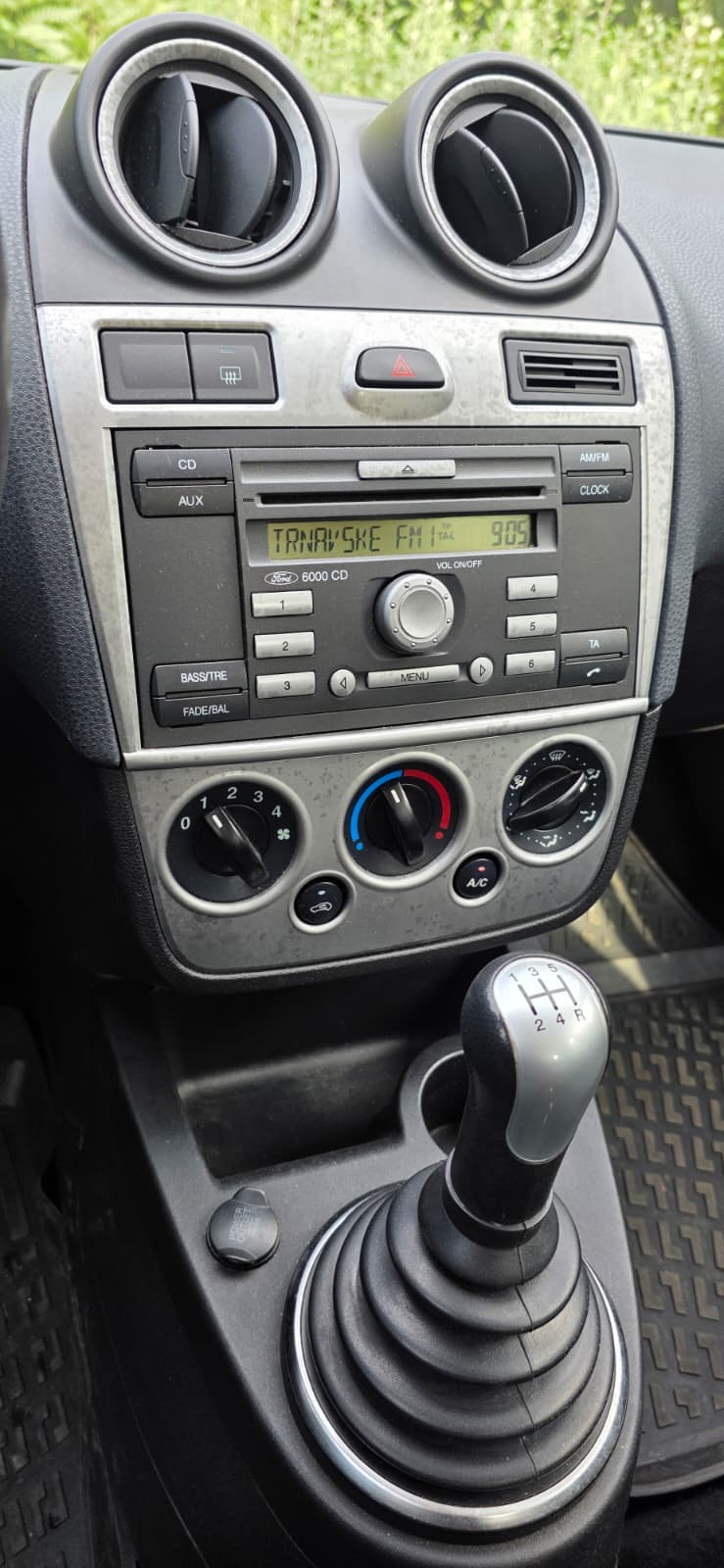 
								Ford Fiesta full									