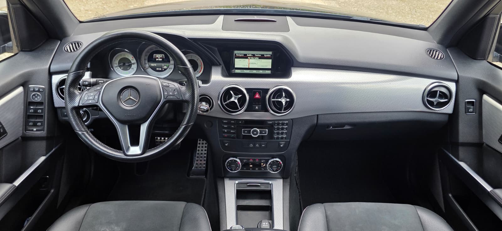 
								Mercedes-Benz GLK 220 CDI 4MATIC full									