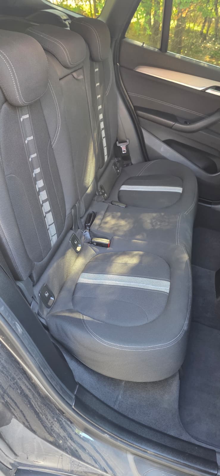 
								BMW X1 full									