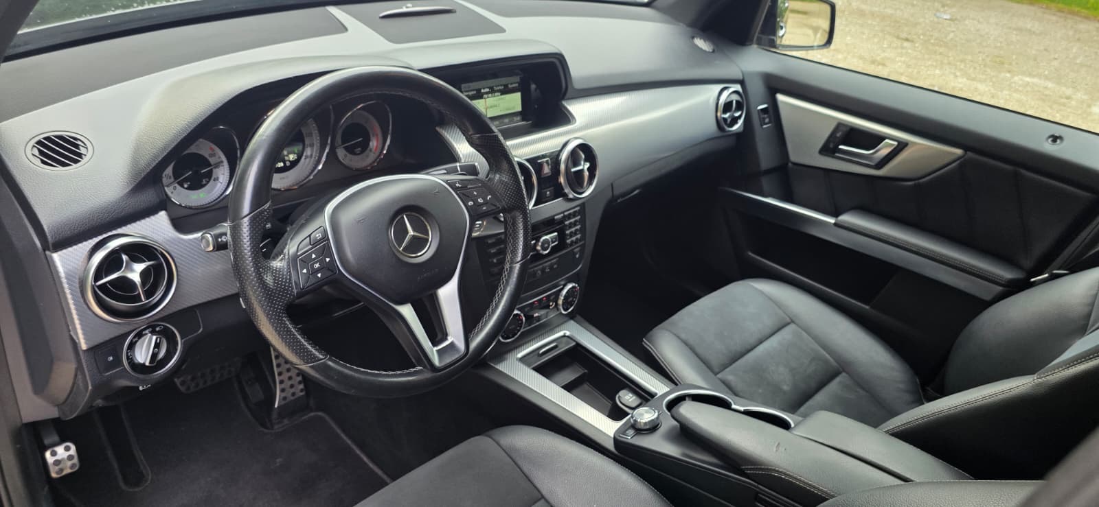 
								Mercedes-Benz GLK 220 CDI 4MATIC full									