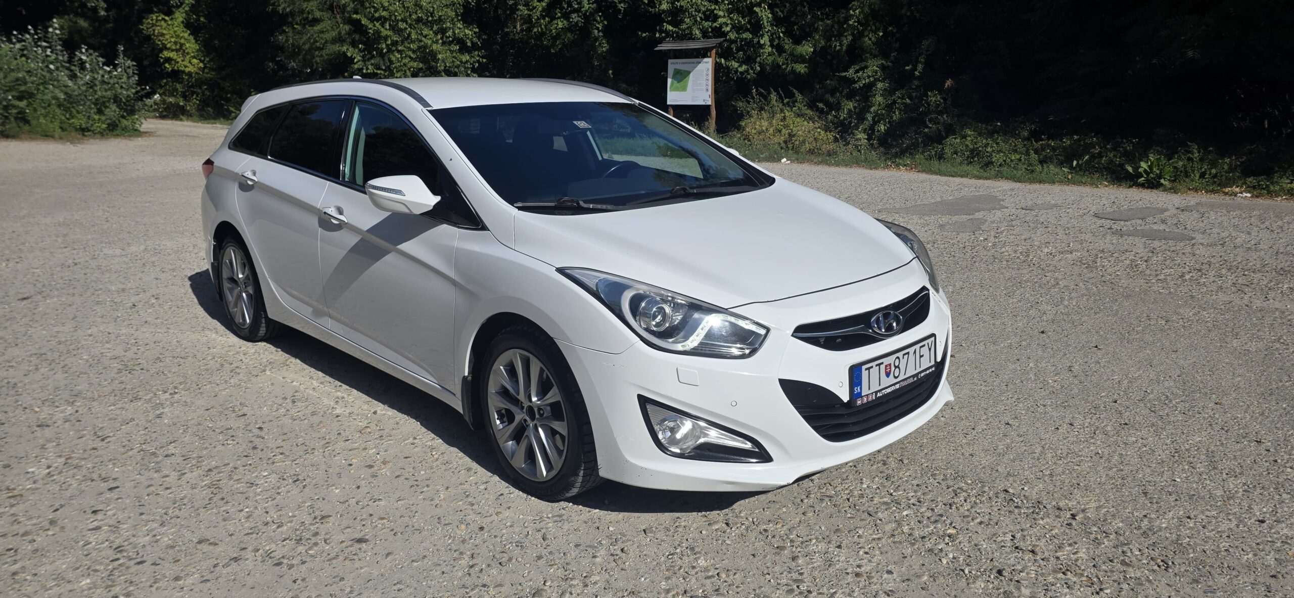 
								Hyundai i40 full									