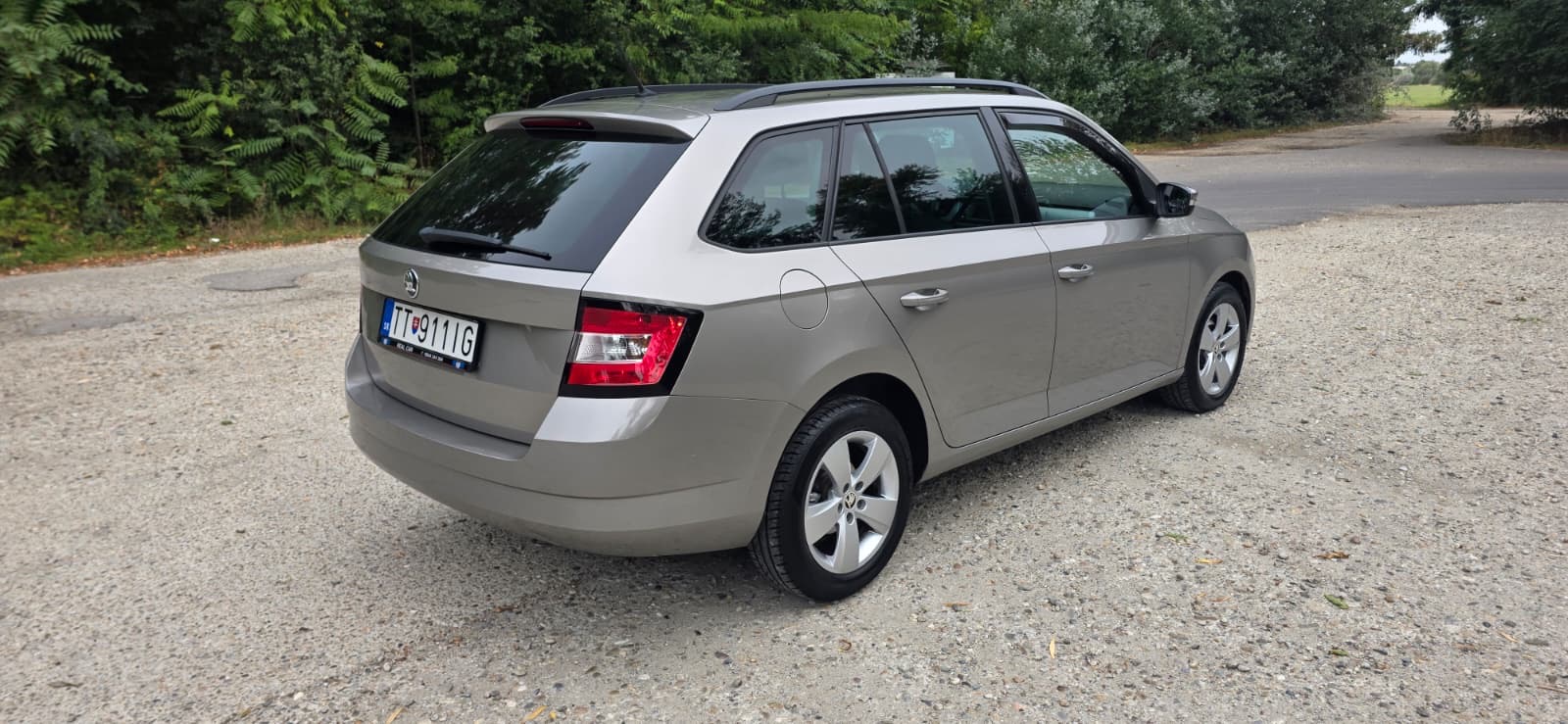
								Škoda Fabia 1,2TSI full									