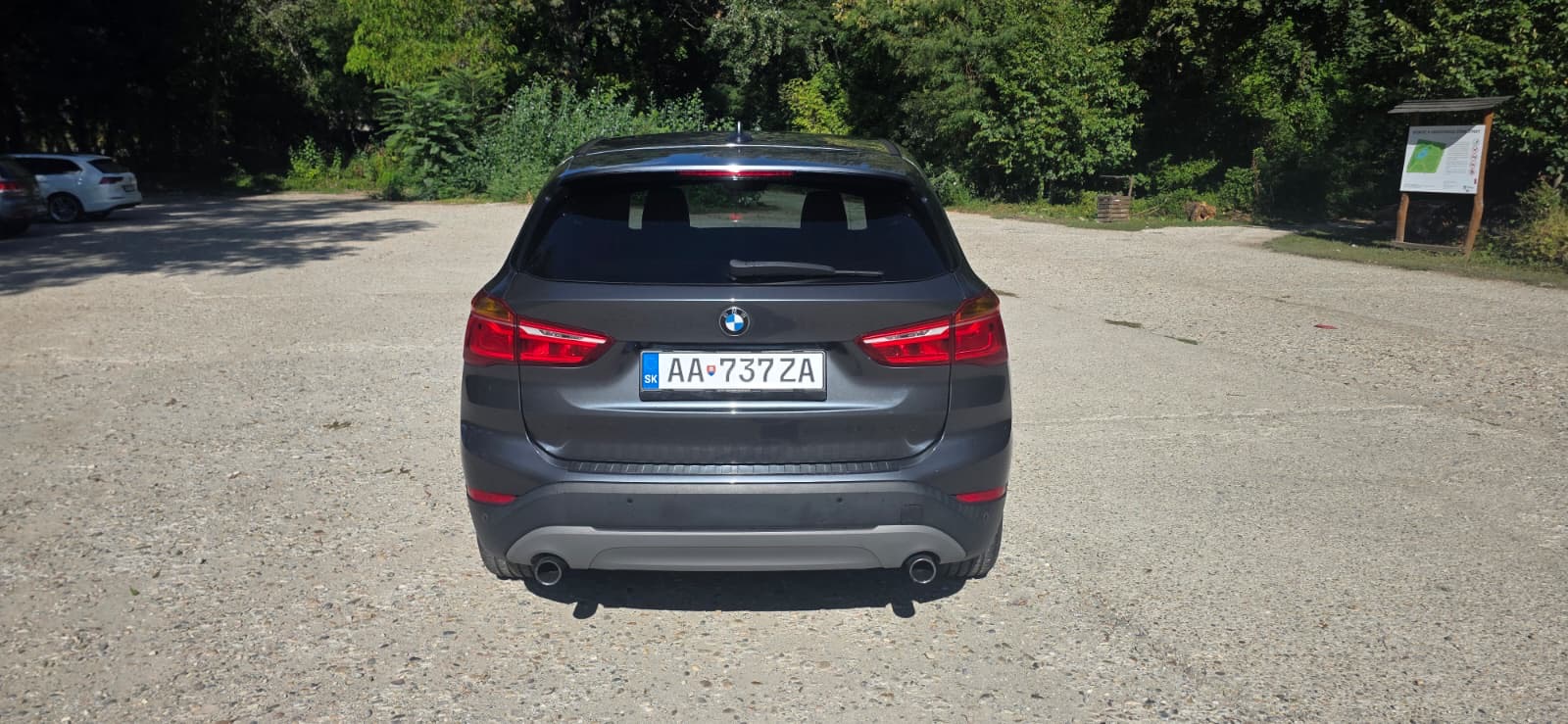 
								BMW X1 full									