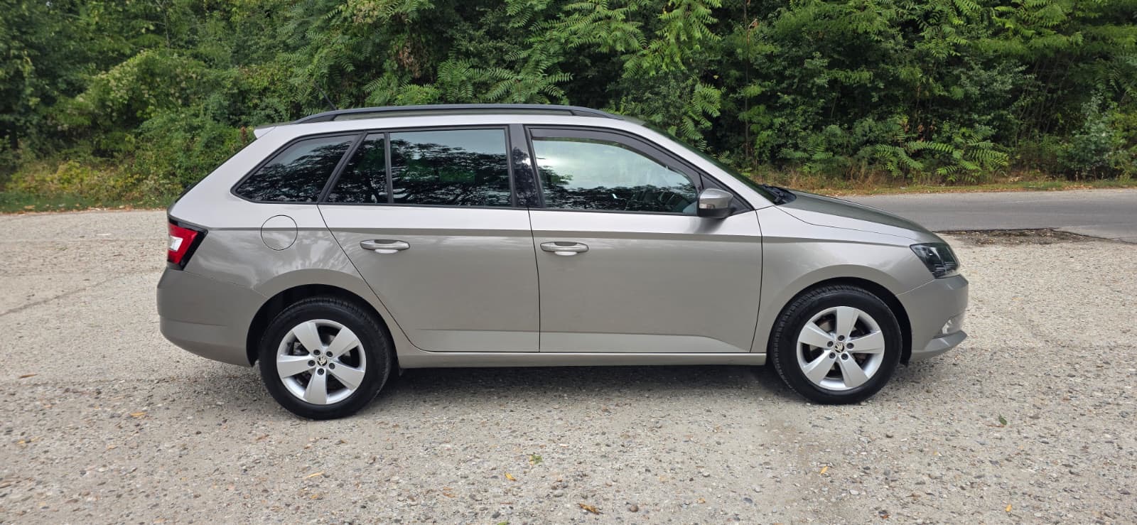 
								Škoda Fabia 1,2TSI full									