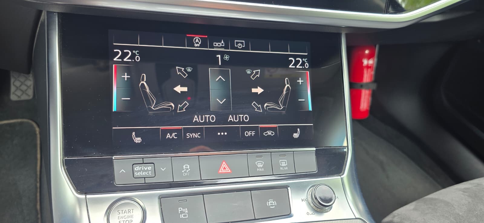 
								Audi A6 Avant 150kw quattro full									