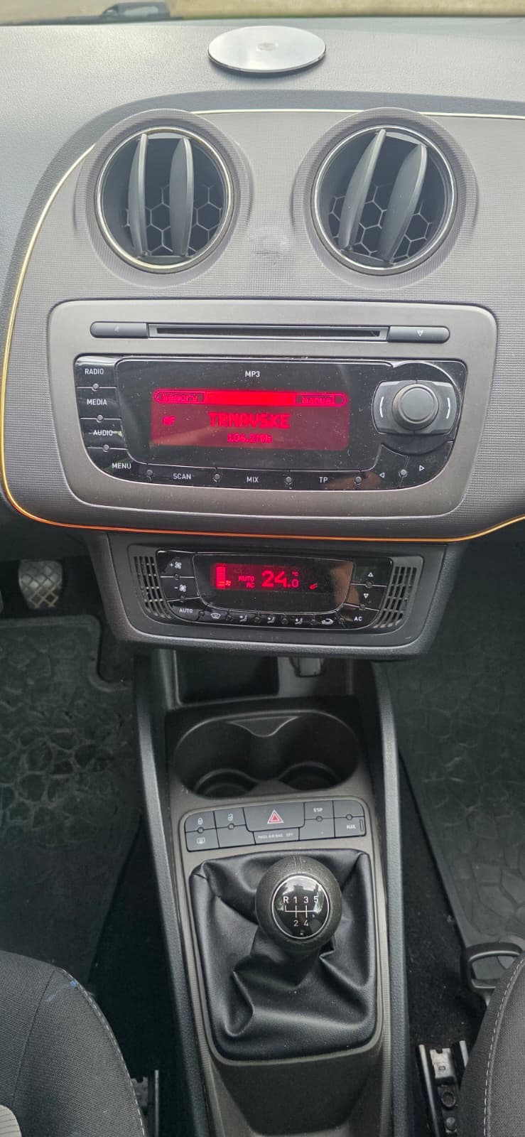 
								Seat Ibiza full									