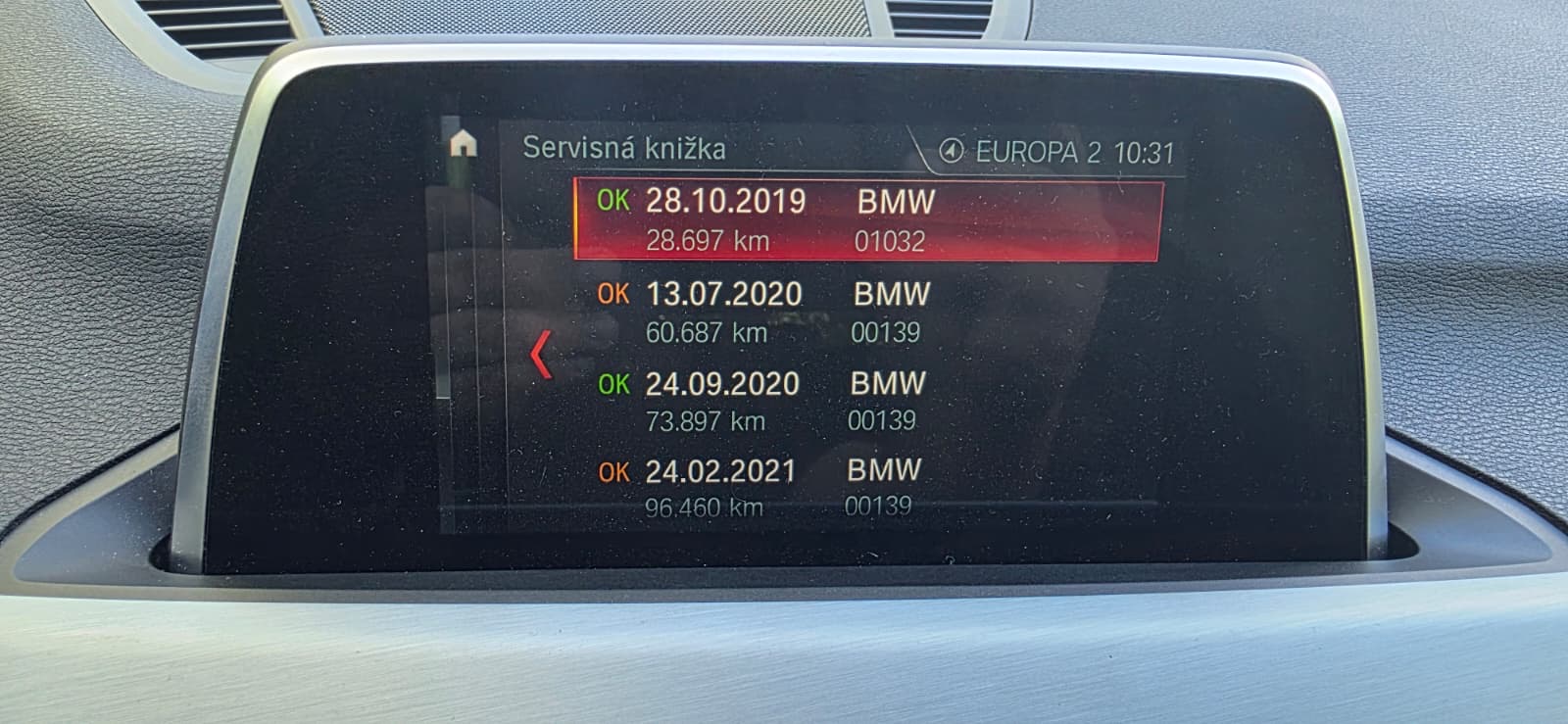 
								BMW X1 full									