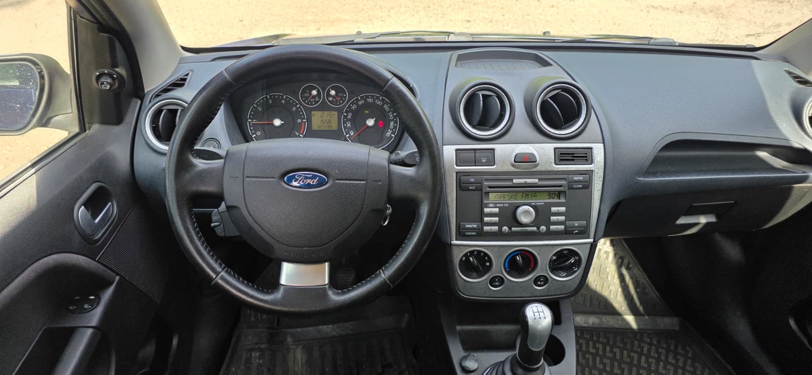 
								Ford Fiesta full									